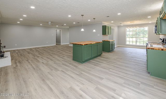 303 Kiowa Drive, Madison, MS 39110