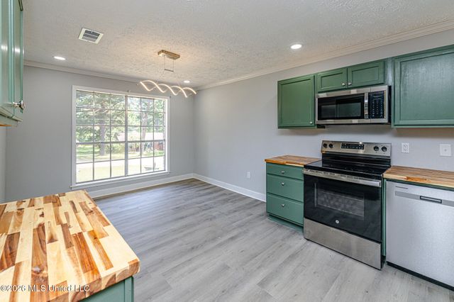 303 Kiowa Drive, Madison, MS 39110