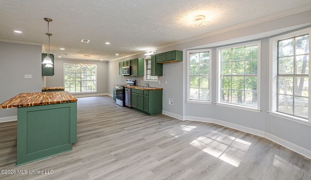 303 Kiowa Drive, Madison, MS 39110
