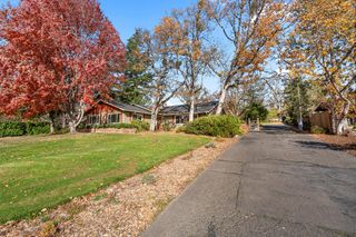 2241 Dellwood Avenue, Medford, OR 97504