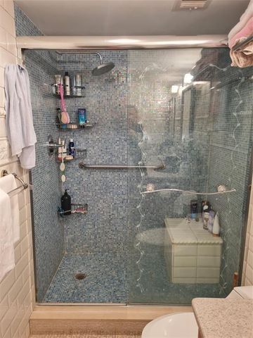 2851 NE 183 2203-05, Aventura, FL 33160