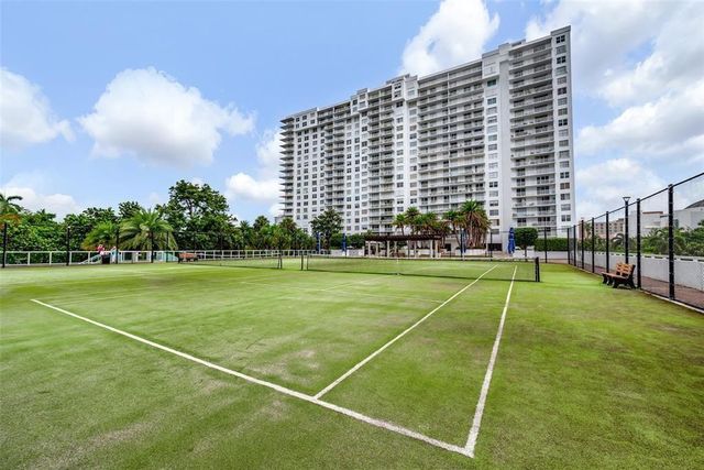 2851 NE 183 2203-05, Aventura, FL 33160