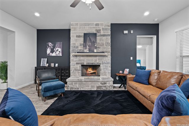 3717 Cualquiera, San Antonio, TX 78261