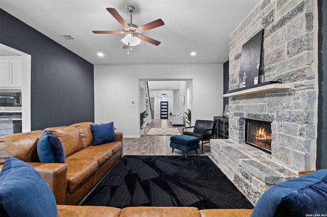 3717 Cualquiera, San Antonio, TX 78261