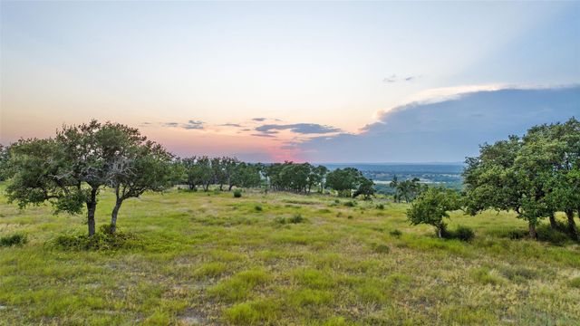 8577 Ranch Road 2766, Johnson City, TX 78636