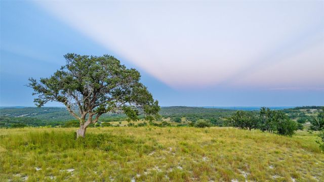 8577 Ranch Road 2766, Johnson City, TX 78636