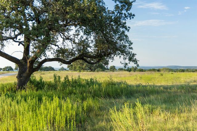 8577 Ranch Road 2766, Johnson City, TX 78636