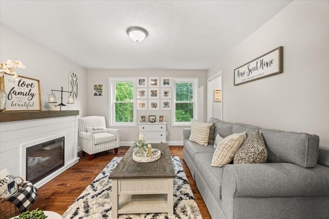 405 Norton Ave, Taunton, MA 02780