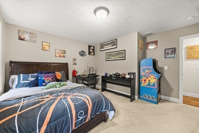 405 Norton Ave, Taunton, MA 02780