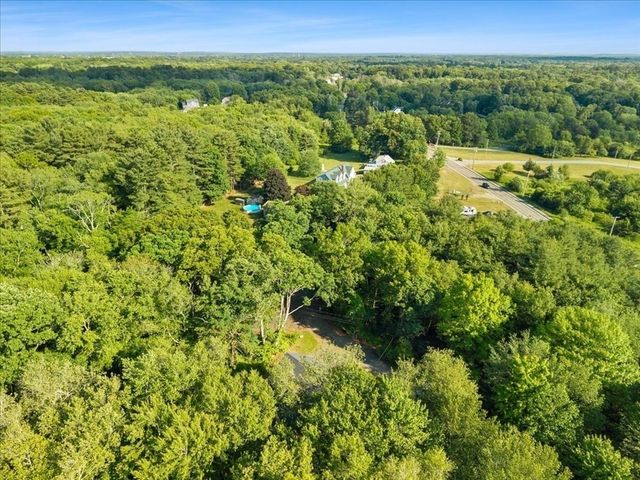 405 Norton Ave, Taunton, MA 02780