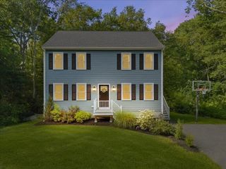 405 Norton Ave, Taunton, MA 02780