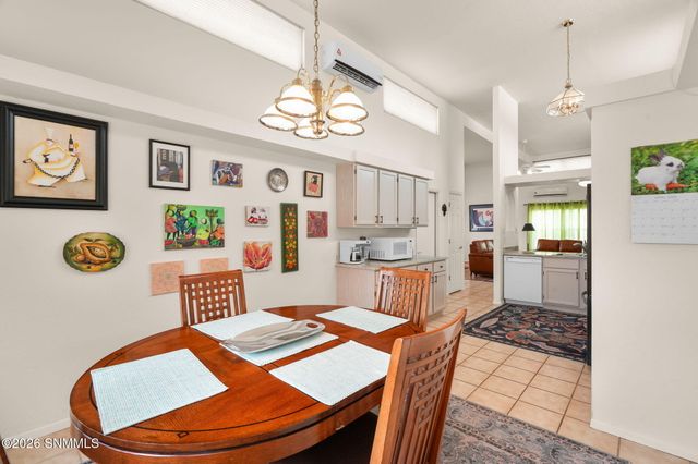 2001 Wagon Mound, Las Cruces, NM 88012
