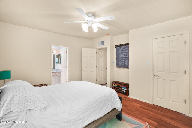 2001 Wagon Mound, Las Cruces, NM 88012
