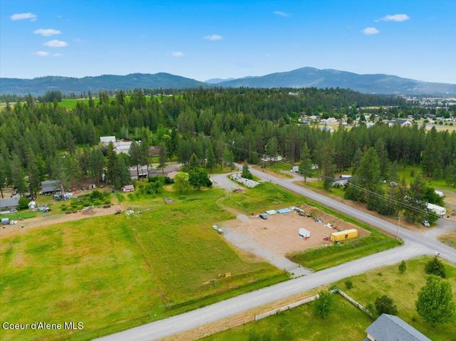 1900 N Meyer RD, Post Falls, ID 83854