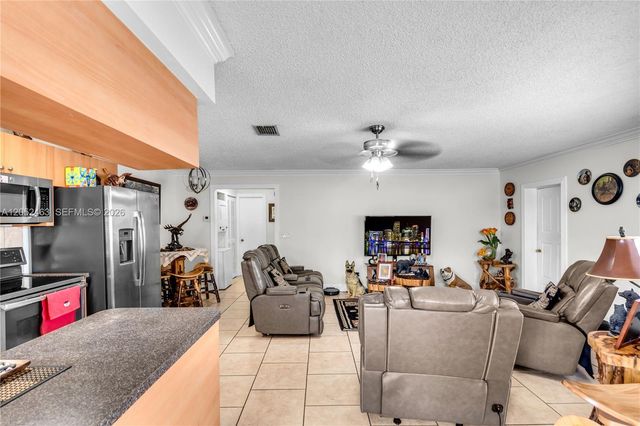 5829 Taylor St, Hollywood, FL 33021