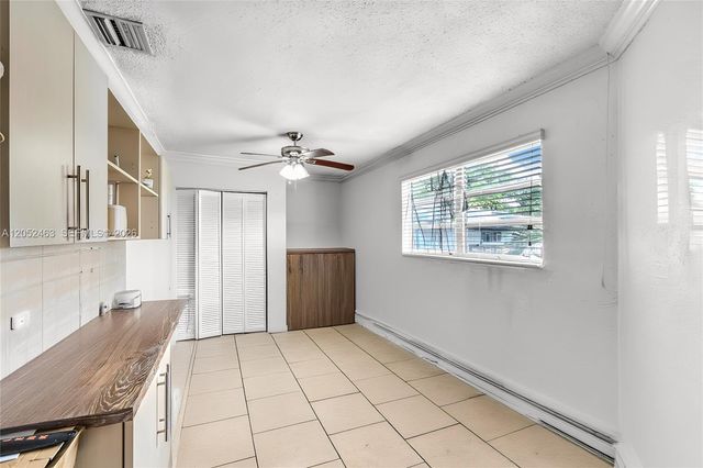 5829 Taylor St, Hollywood, FL 33021