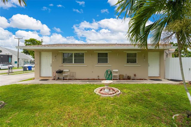 5829 Taylor St, Hollywood, FL 33021