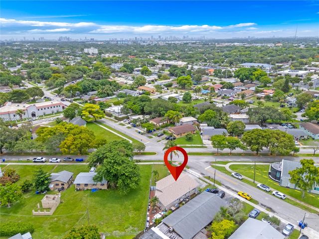 5829 Taylor St, Hollywood, FL 33021
