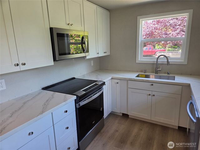 3505 N Gove Street, Tacoma, WA 98407