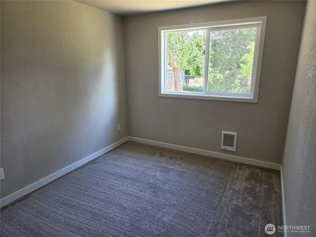 3505 N Gove Street, Tacoma, WA 98407