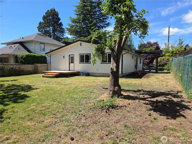 3505 N Gove Street, Tacoma, WA 98407