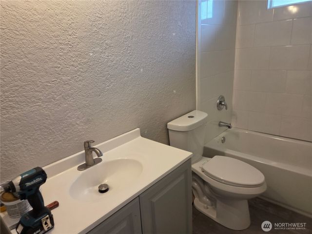 3505 N Gove Street, Tacoma, WA 98407