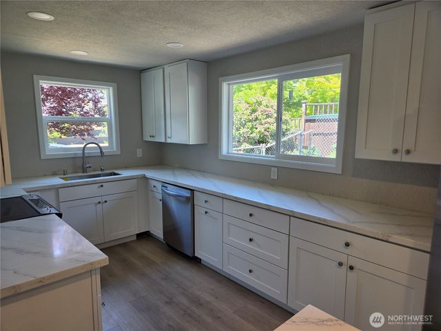 3505 N Gove Street, Tacoma, WA 98407