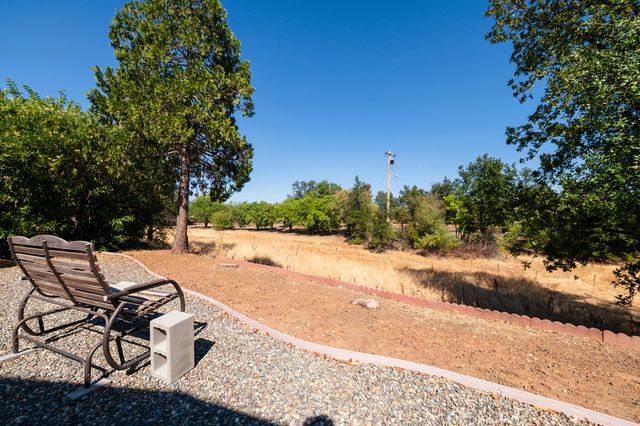 20350 Hole In One Drive, SPC 25, Redding, CA 96002