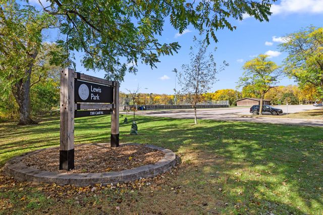 7200 Cahill Road 308, Edina, MN 55439