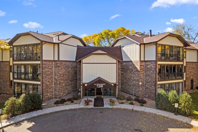 7200 Cahill Road 308, Edina, MN 55439