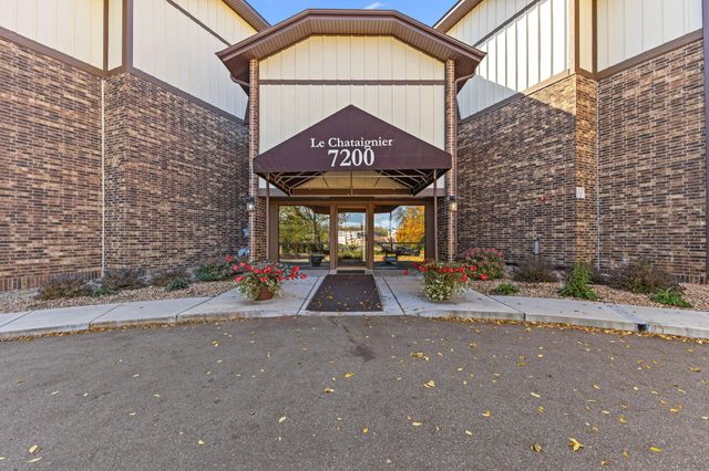 7200 Cahill Road 308, Edina, MN 55439