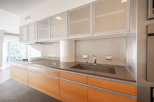 3722 Las Vegas Boulevard 701, Las Vegas, NV 89158