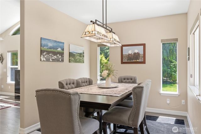 832 Jewil Drive, Fox Island, WA 98333