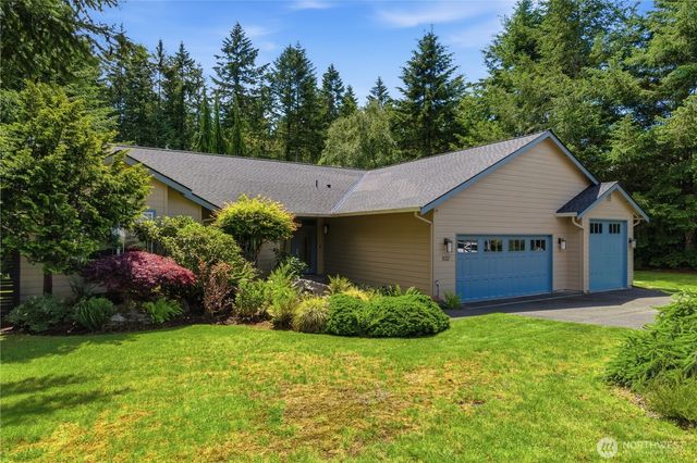 832 Jewil Drive, Fox Island, WA 98333