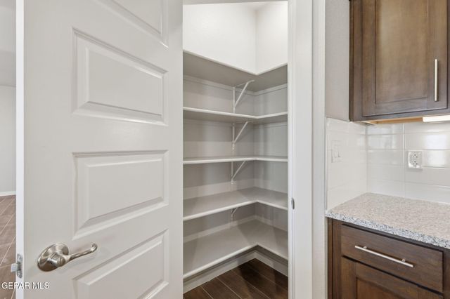 11848 Jenwood Place, El Paso, TX 79934