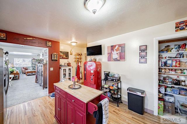 160 Curtis Avenue, Blackfoot, ID 83221