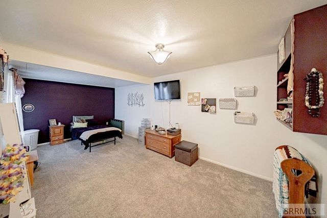 160 Curtis Avenue, Blackfoot, ID 83221