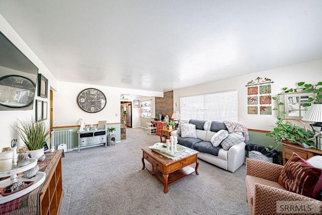 160 Curtis Avenue, Blackfoot, ID 83221