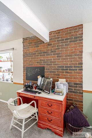 160 Curtis Avenue, Blackfoot, ID 83221