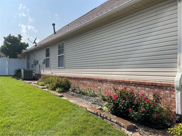 1508 Saratoga Drive, Van Buren, AR 72956