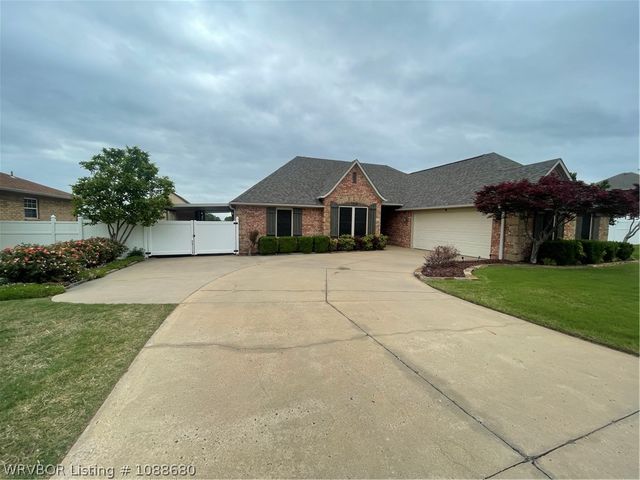 1508 Saratoga Drive, Van Buren, AR 72956