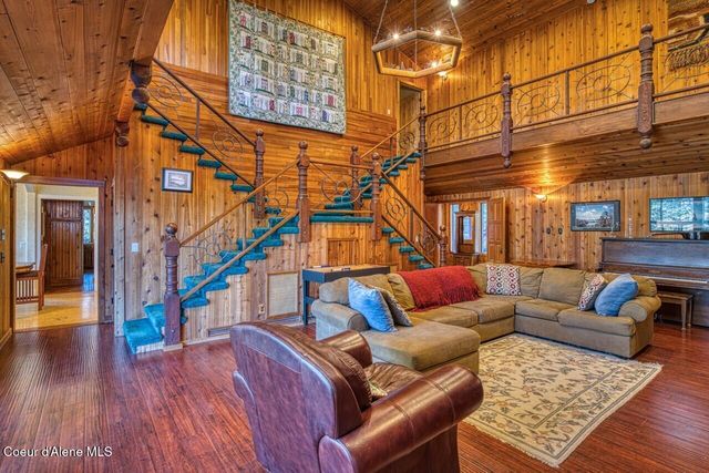 2298 Selkirk RD, Sandpoint, ID 83864