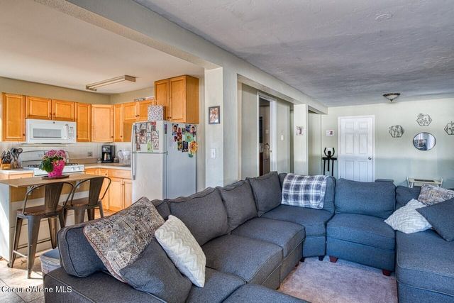 2298 Selkirk RD, Sandpoint, ID 83864