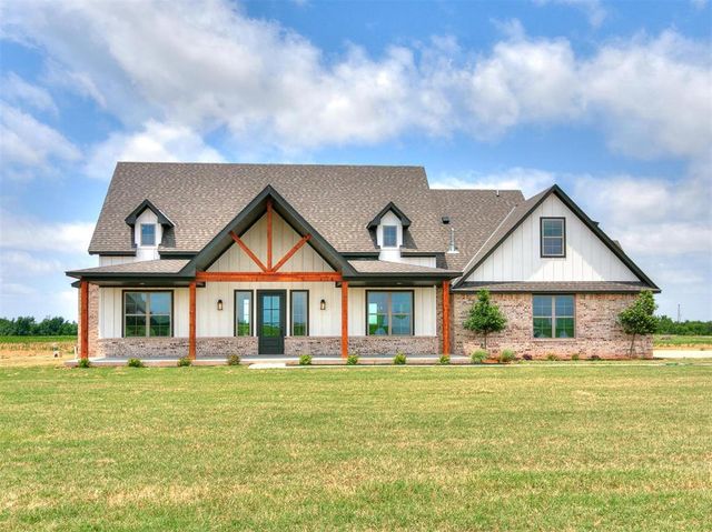 701 S Cimarron Road, Yukon, OK 73099