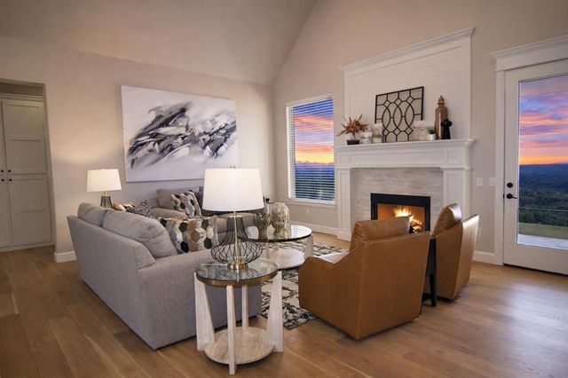 701 S Cimarron Road, Yukon, OK 73099