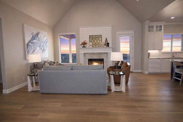 701 S Cimarron Road, Yukon, OK 73099