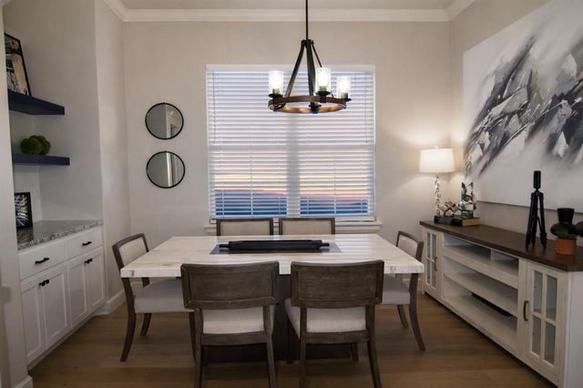 701 S Cimarron Road, Yukon, OK 73099