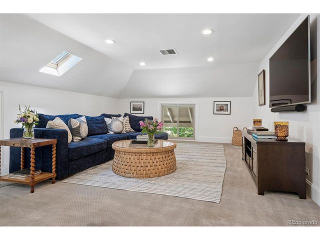 651 N Emerson St, Denver, CO 80218