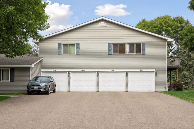 7680 13th Street N, Oakdale, MN 55128