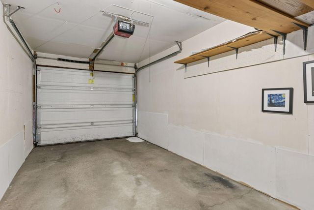 7680 13th Street N, Oakdale, MN 55128